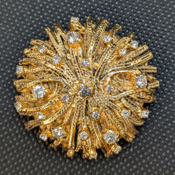 Giorgio Armani Round Circle Braided Vintage Gold Rhinestone Cluster Brooch Pin - Picture 1 of 5